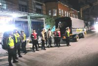 Anggota Polres Pasuruan saat gelar patroli (foto: ist)