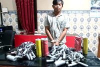 Fadhilah 26 Tahun, Warga Desa Sumbersuko, Purwosari, Pelaku Penjual Mercon (foto: ist)