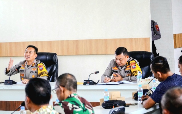 Rakor TNI/Polri dalam Persiapan Pengamanan Liga 1, Surabaya-Madura United (foto: ist)