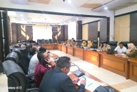 Rapat Kerja Pansus, DPRD Kabupaten Pasuruan, dengan Dinas Ketahanan Pangan dan Pertanian serta Disperindag (Dokumen Harianjatim.id)