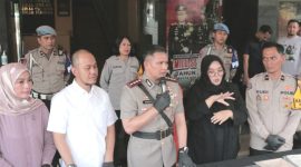 Kombes BuHer ( sapaan akrab Kapolresta Malang Kota), Dalam Release Penganiayaan Anak Majikannya (foto: ist)