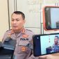 Kabidhumas Polda Jatim, Saat Release,  di Balai Wartawan, Bidhumas Polda Jatim ( foto: ist)