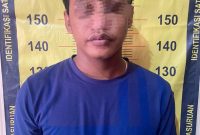 Tersangka NA (27 thn) saat di amankan Satresnarkoba Polres Pasuruan (foto: ist)