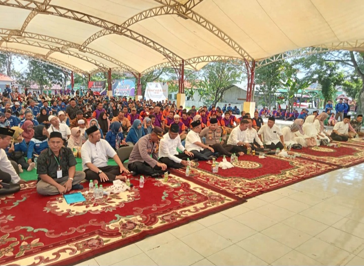 Peringati Hari Buruh Internasional 
