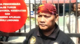 Ketua DPP Ormas GAIB, Habib Yusuf,  Saat Sampaikan Aspirasinya Di Kejari Pasuruan (Dok. Harianjatim.id)