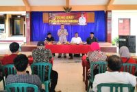 Kepala Bakesbangpol Eddy Supriyanto, saat Sosialisasi di Pecalukan, Prigen. (Dok.Harianjatim.id)