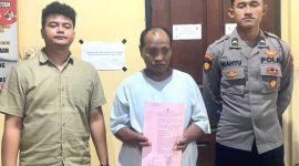 Sj (52thn), Pengedar sabu-sabu  asal Rembang, saat di amankan Petugas (foto: ist)