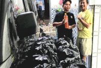 Ratusan botol miras, berhasil diamankan Satresnarkoba Polres Pasuruan, (foto: ist))