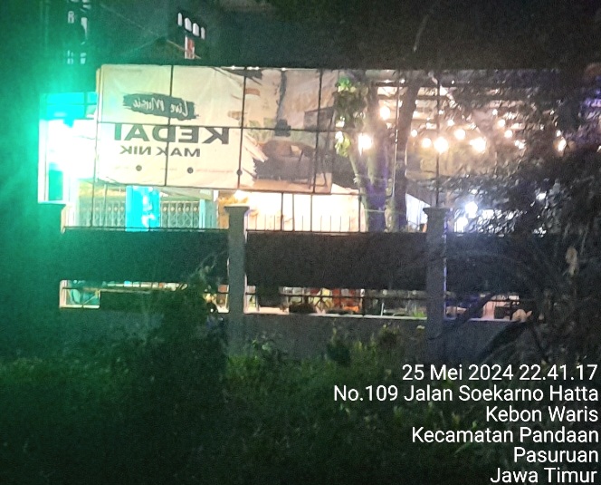 Acara DJ. Party yang berlangsung di Kedai Mak Nik,(dok. Harianjatim.id)