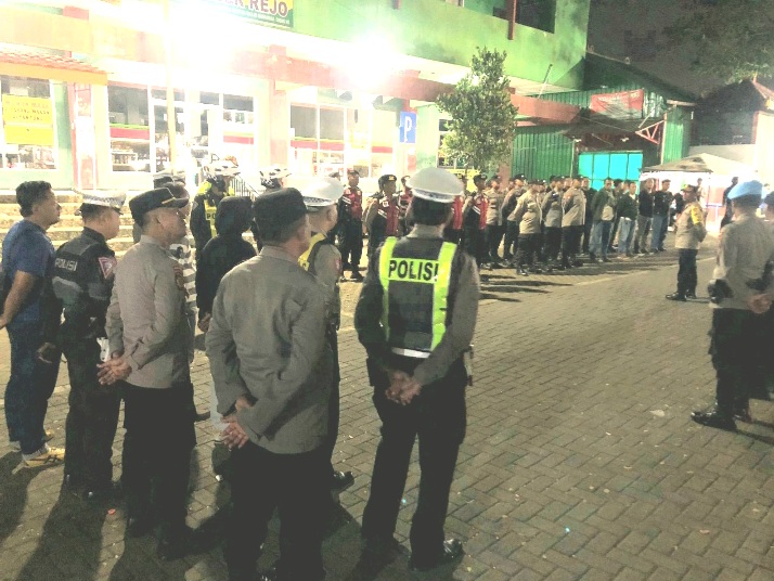 Jajaran Polres Pasuruan dan Polsek Pandaan, Gelar Operasi Cipkon (foto: ist)