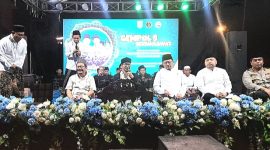 Gus Rommy didampingi Pj. Bupati, Ketua DPRD Kabupaten Pasuruan, Kapolres, Kapolsek, Saat Ngaji Bareng di Gempol 9 (Dok. Harianjatim.id 
