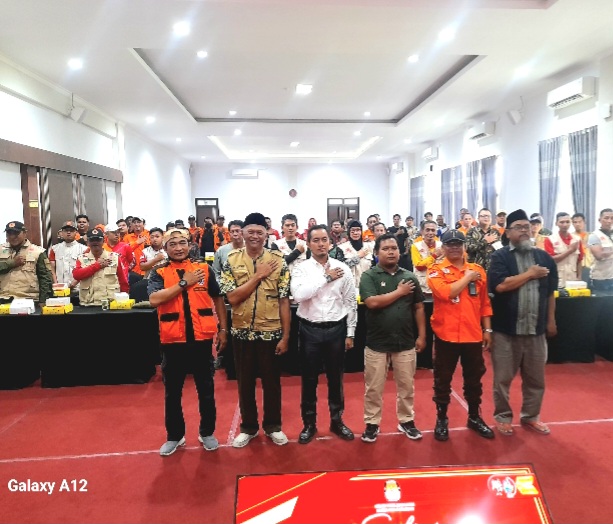 KPU Kabupaten Pasuruan,  saat Sosialisasi Tahapan Pemilihan Bupati dan Wakil Bupati Kabupaten Pasuruan Tahun 2024, bersama FRPB dan Relawan Ambulans  (dok. Harianjatim.id)