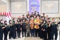 Wakil Menteri (Wamen) Perdagangan, Dr. Jerry Sambuaga melakukan diskusi seminar bersama para pelajar, di SLAPUR, Purwodadi, Pasuruan (Dok.Harianjatim.id)