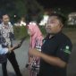 Ketua Barikade Gus Dur Pasuruan Raya,  Muslimin Saat soroti keadaan Alun-alun  yang nampak Amburadul (Dok. Harianjatim.id)