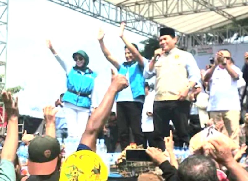 Kampanye Akbar, Paslon No. Urut 01, Subandi -Mimik, di lapangan Desa Telasih, Kecamatan Tulangan, Kabupaten Sidoarjo  (foto: ist)