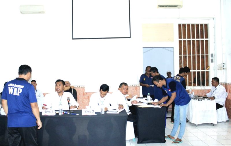 Suasana proses Pemungutan Suara di TPS khusus Lapas Pasuruan (foto: ist)