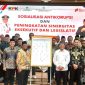 Komitmen bersama, penandatanganan Pakta Integritas, DPRD dan Pemerintah Kabupaten Pasuruan disaksikan oleh KPK RI   (Dok. Harianjatim.id)