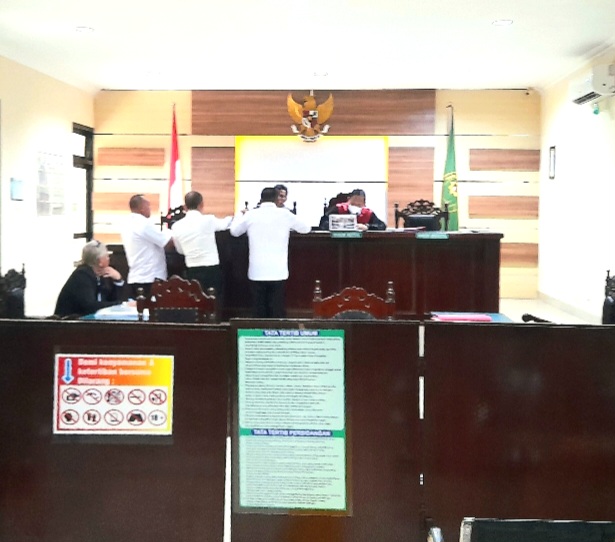 Suasana dalam Persidangan di Pengadilan Negeri Bangil, dengan agenda Pembuktian oleh team Satresnarkoba Polres Pasuruan. ( Dok. Harianjatim.id)