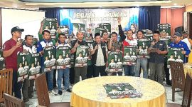 Deklarasi Serikat Buruh Se-Kabupaten Pasuruan, Nyatakan Dukungannya ke Gus Mujib-Neng Wardah, di Rumah Makan Nikmat Rasa, Kraton.  (Dok.Harianjatim.id)