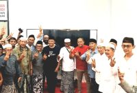 Konferensi Pers Paslon No. Urut 02, Rusdi-Shobih saat umum hasil real count perolehan suara yang masuk sudah mencapai 62,58% (Dok.Harianjatim.id)