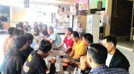 Rapat koordinasi anggota AJPB, yang digelar di Sentra Bordil Bang Kodir, Kecamatan Bangil, Pasuruan. (Dok.Harianjatim.id)