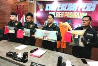 Press Release di Mapolres Pasuruan, Pelaku begal sadis di Winongan, satu berhasil diamankan (foto : ist)