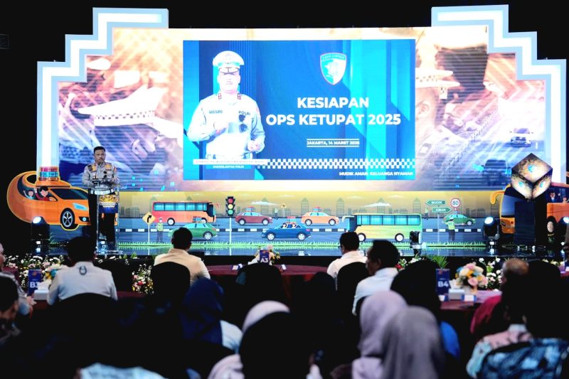 Kakorlantas Polri Irjen Agus Suryo Nugroho memaparkan timeline arus mudik 2025.  (Foro: ist)