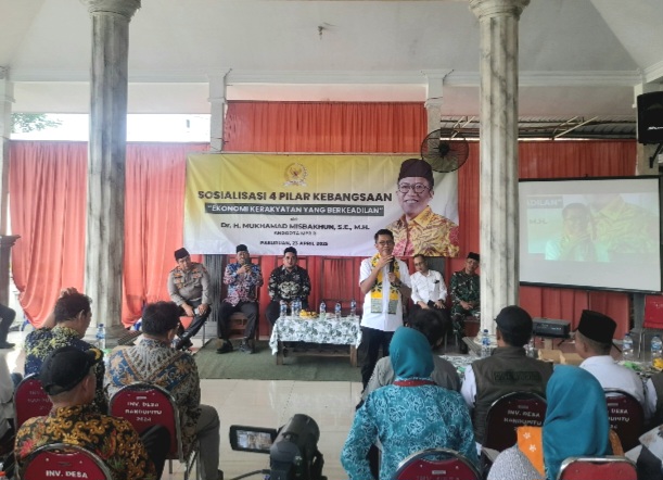 HM Misbakhun saat berikan Sosialisasi wawasan kebangsaan di Desa Randupitu  (Dok. Harianjatim.id)