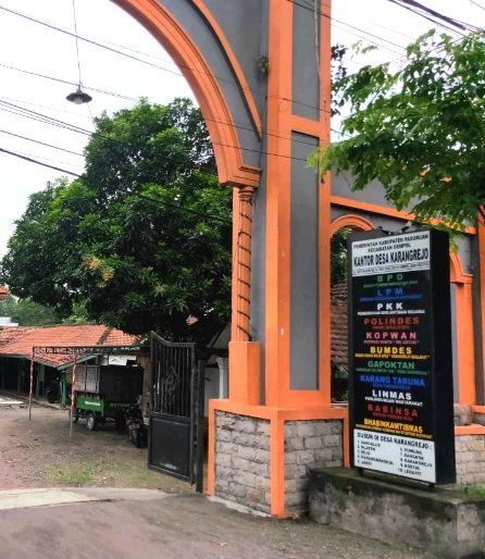 Gerbang Kantor Desa Karangrejo, Kecamatan Gempol (foto: ist)