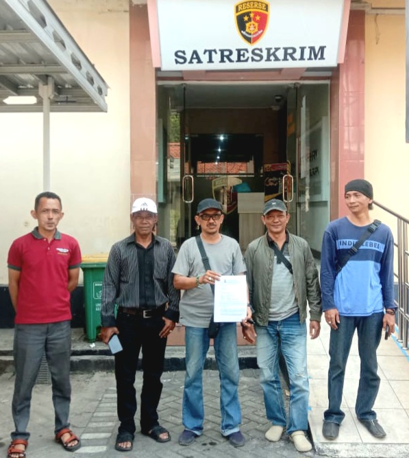 DPP LSM AGTIB,  Samsul Arifin, resmi laporkan oknum LPKSM SAKERA ke Polres Pasuruan, terkait ujaran kebencian (foto :ist)