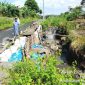 Salah satu titik di sepanjang jalan tersebut, yang rawan longsor bila tak kunjung ada perbaikan dari Pemerintah  (Dok. Harianjatim.id)