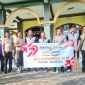 Jajaran Polsek Purwosari, saat gelar Bhakti Sosial di Lingkungan Masjid Sabilillah Kemantren, Purwosari (Dok. Harianjatim.id)