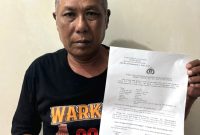 Ramidi saat melaporkan kehilangan STNK sepeda motornya ke Polsek Balongpanggang   (Dok. Harianjatim.id)