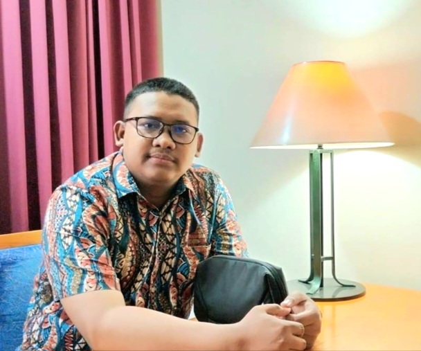 Pakar Hukum Pidana Militer yang juga Akademisi Dosen pada Program Studi Ilmu Hukum Fakultas Hukum Universitas Wijaya Putra, Muhammad Fadil Muzakki, S.H., M.H. (Dok.Harianjatim.id)