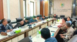 Pansus Real Estate DPRD Kabupaten Pasuruan saat hearing dengan PT. SSP (Dok.Harianjatim.id)
