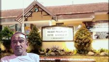 Foto : Polsek Nongkojajar dan Korban Penganiayaan (Latipan 62 tahun)