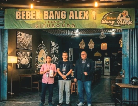 Dukungan Modal Usaha BRI Perkuat UMKM Situbondo, Bebek Bang Alex Catat Pertumbuhan Bisnis yang Signifikan (Dok.Harianjatim.id)