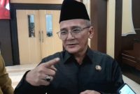 Wakil Bupati Pasuruan, Gus Shobih Asrori, saat diwawancarai oleh awak media usai hadiri Sidang Paripurna DPRD Kabupaten Pasuruan. (Dok.Harianjatim.id)