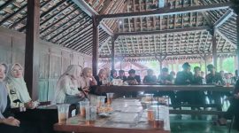 Pertemuan diskusi perdana bagi Angkatan 26 ini diselenggarakan pada hari Jumat, 23 Oktober 2026, bertempat di Cafe Bengal's. (Foto : ist) 