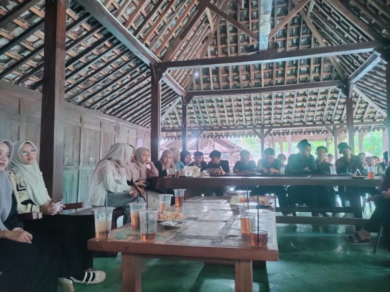 Pertemuan diskusi perdana bagi Angkatan 26 ini diselenggarakan pada hari Jumat, 23 Oktober 2026, bertempat di Cafe Bengal's. (Foto : ist) 