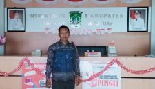 Ketua DPD Jatim LSM Penjara Indonesia, Zainul Abidin SH, saat diundang di Kantor Inspektorat Kabupaten Pasuruan dalam penyampaian tim audit LHP Desa Karangmenggah (Dok.Harianjatim) 